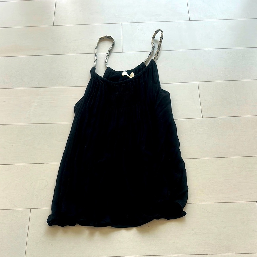 Louizon Black Flowy Top with White and Black Textile Straps Size 2 (medium)